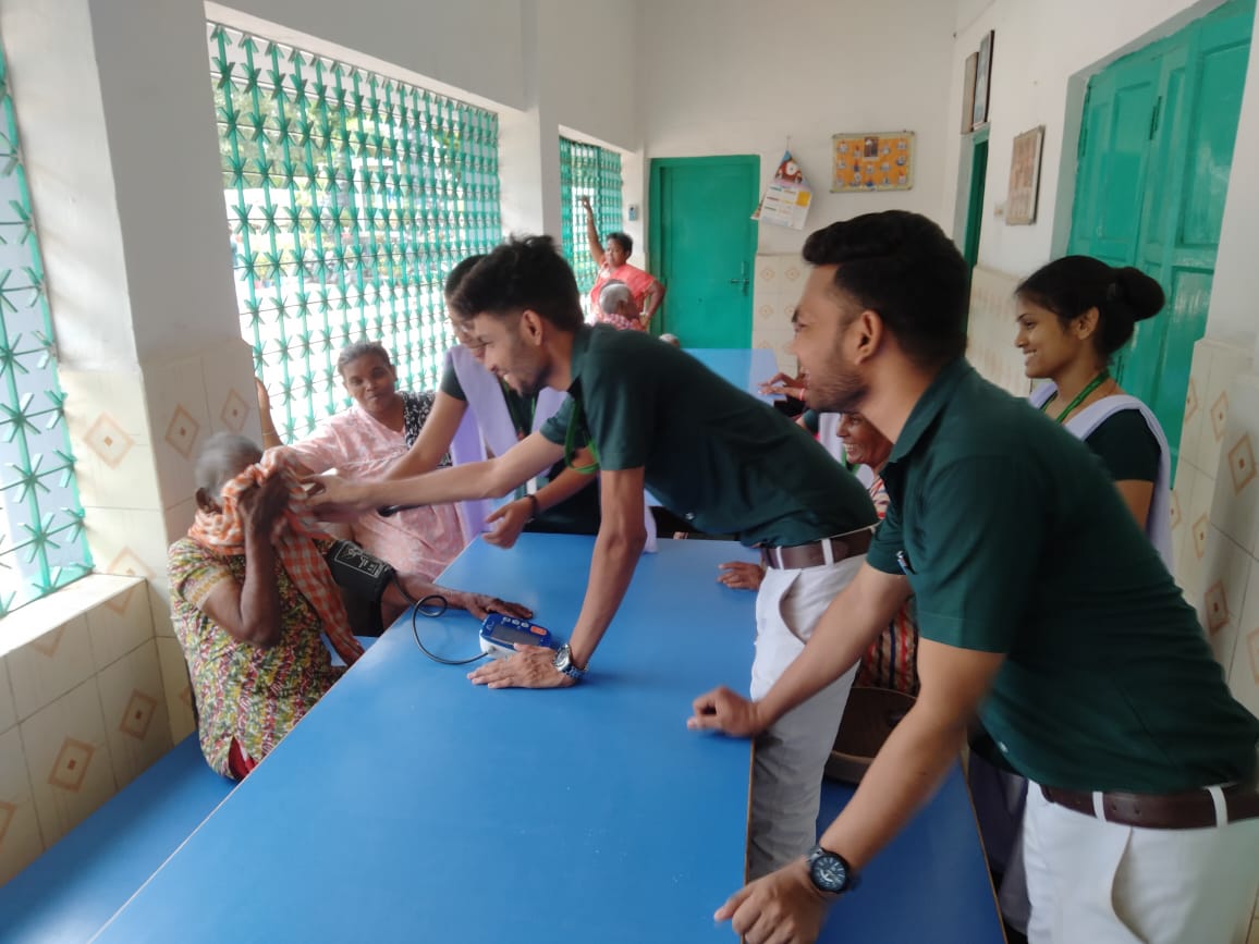 Health Checkup at Old Age Home – A small act of care, a big step toward well-being