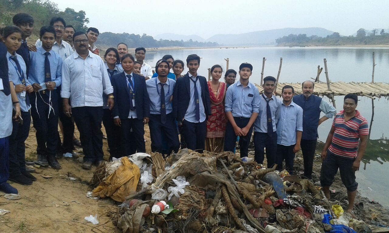 Swachh Bharat Initiative: Dr. Ambedkar Educational Group and Volunteers Join Forces for a Cleaner Future